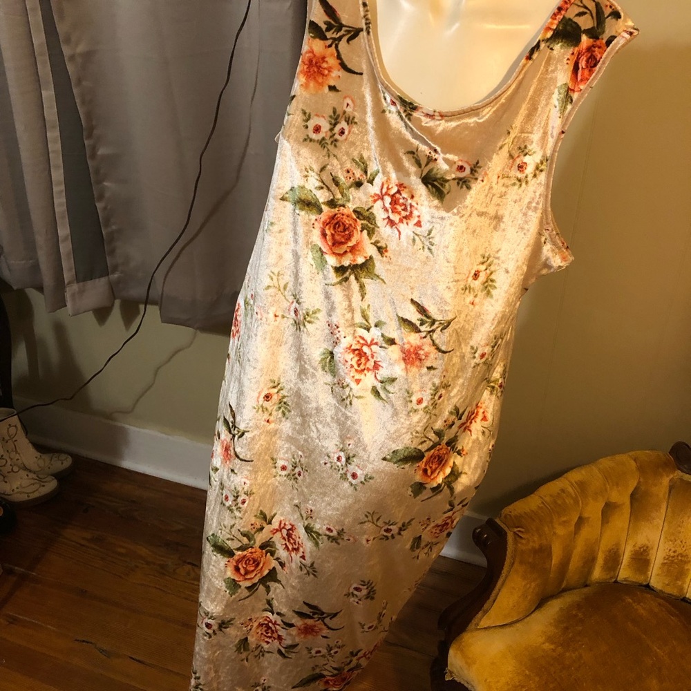Floral Velvet dress
